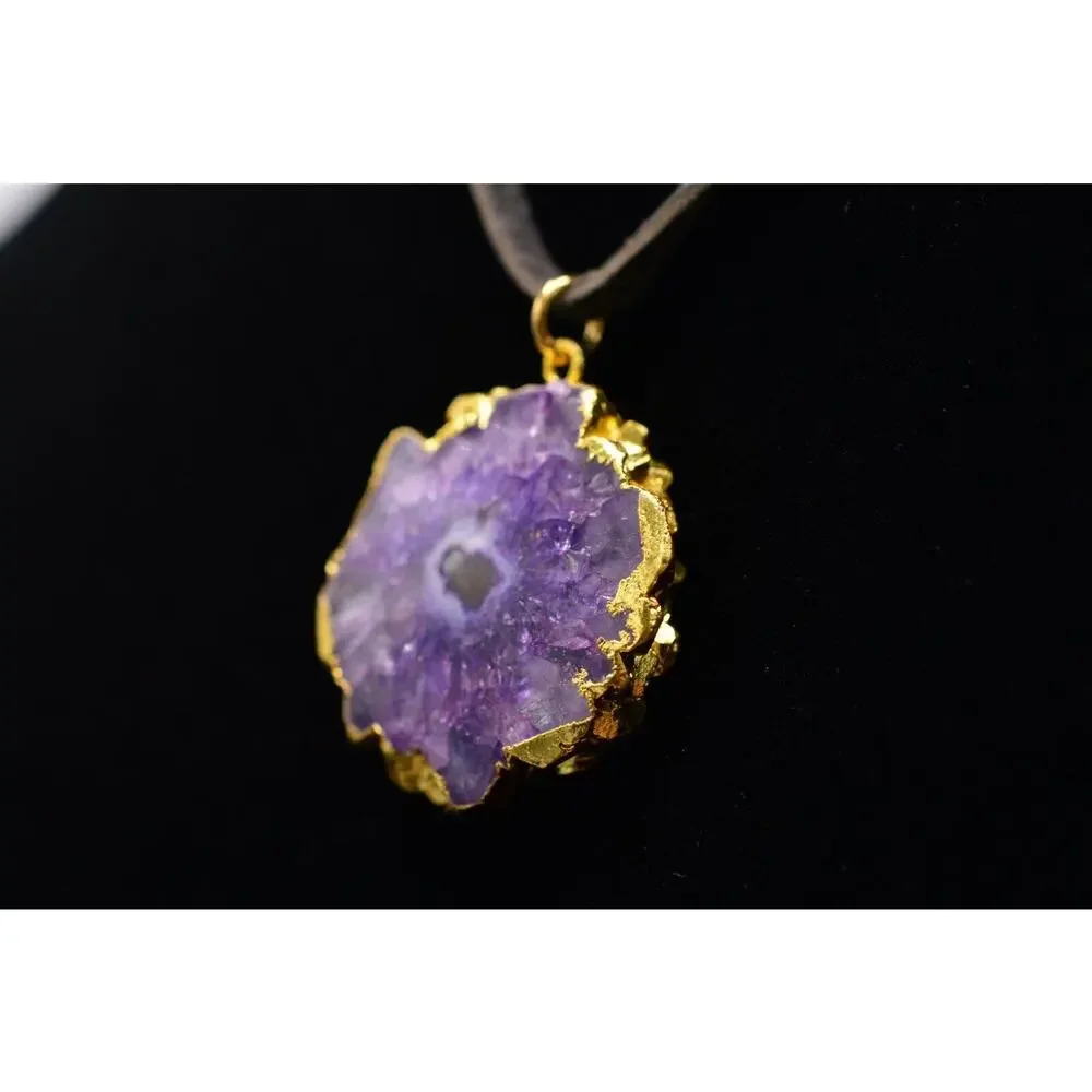 Calinana Handmade USA Necklace Pendant Geode Purple Stone Brushed Gold Bin3D
